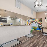 Clarion Pointe Wenatchee