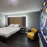 Super 8 by Wyndham Hayward WI