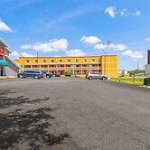 Econo Lodge Akron Copley Northwest