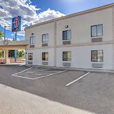 Motel 6 Espanola, NM
