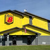 Super 8 by Wyndham Marietta