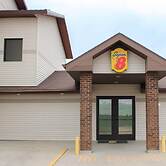 Super 8 by Wyndham Williston ND