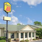 Super 8 by Wyndham Hudson