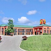 Super 8 by Wyndham Knoxville East