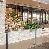 Comfort Inn & Suites At Copeland Tower