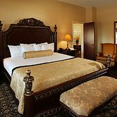 The Claridge Hotel