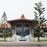 La Palm Royal Beach Hotel