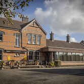 Clifden Station House