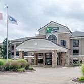 Holiday Inn Express & Suites Wadsworth by IHG