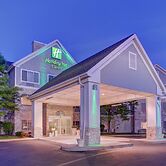 Holiday Inn Hotel & Suites-Milwaukee Airport by IHG