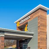 La Quinta Inn & Suites by Wyndham Aberdeen-APG
