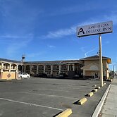America's Deluxe Inn