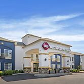 Best Western Plus Twin View Inn & Suites