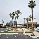 Howard Johnson by Wyndham Phoenix Airport/Downtown Area