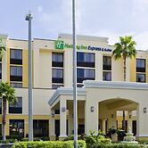 Holiday Inn Express & Suites Kendall East Miami by IHG