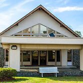 Econo Lodge Inn & Suites Colonie Center Mall