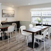 Riviera Beach Resort