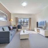Oaks Sydney Goldsbrough Suites