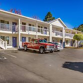 Motel 6 Portland, OR Mall 205