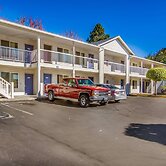 Motel 6 Portland, OR Mall 205