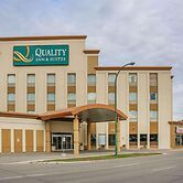 Quality Inn and Suites Winnipeg