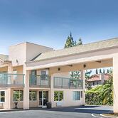 Days Inn by Wyndham Redwood City