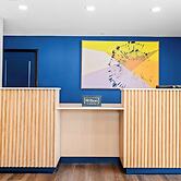 Spark by Hilton Modesto