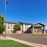 SYLO Hotel Denver Airport, a Ramada by Wyndham