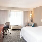 Courtyard by Marriott Bloomington