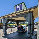 Knights Inn Antioch
