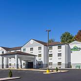 Wingate by Wyndham Pittsburgh/New Stanton