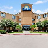 Days Inn & Suites by Wyndham DeSoto