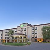 Holiday Inn Express Hotel & Suites Minneapolis-Minnetonka by IHG