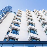 Kaan Casablanca