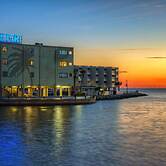 Sailport Waterfront Suites