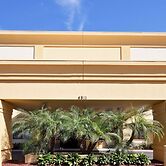 La Quinta Inn & Suites by Wyndham Tampa Fairgrounds - Casino