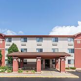 Super 8 by Wyndham St. Charles