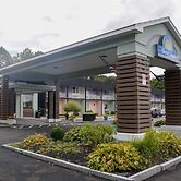 Days Inn by Wyndham Southington