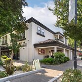 Best Western Plus Palm Court Hotel