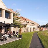 Millennium Resort Manuels