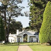 Lancemore Lindenderry Red Hill