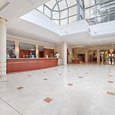 Evergreen Laurel Hotel