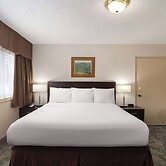 Travelodge by Wyndham Thunder Bay