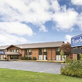 Travelodge by Wyndham Owen Sound