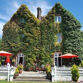 voco Letchworth Hall by IHG