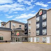 Super 8 by Wyndham Grande Prairie