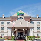 Holiday Inn Express & Suites Ogden by IHG