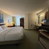 The Peoria Hotel, SureStay Collection by Best Western