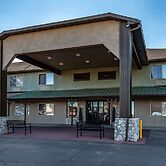 Quality Inn & Suites West