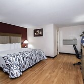 Red Roof Inn Neptune - Jersey Shore